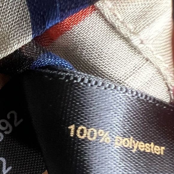 3/$25 🍄 Outback Red Ladies Colorful Sheer Shirt Size XS - Picture 9 of 10